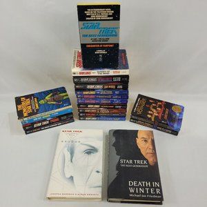 Star Trek 19 Book Lot Paperback & Hardcover Next Generation Voyager & Original